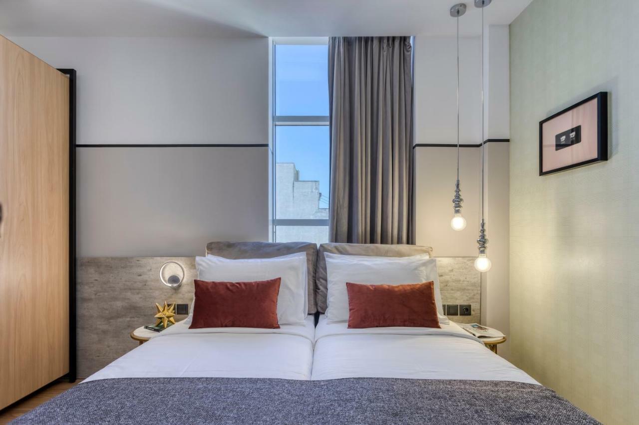 The Pinnacle Athènes Extérieur photo Deluxe room