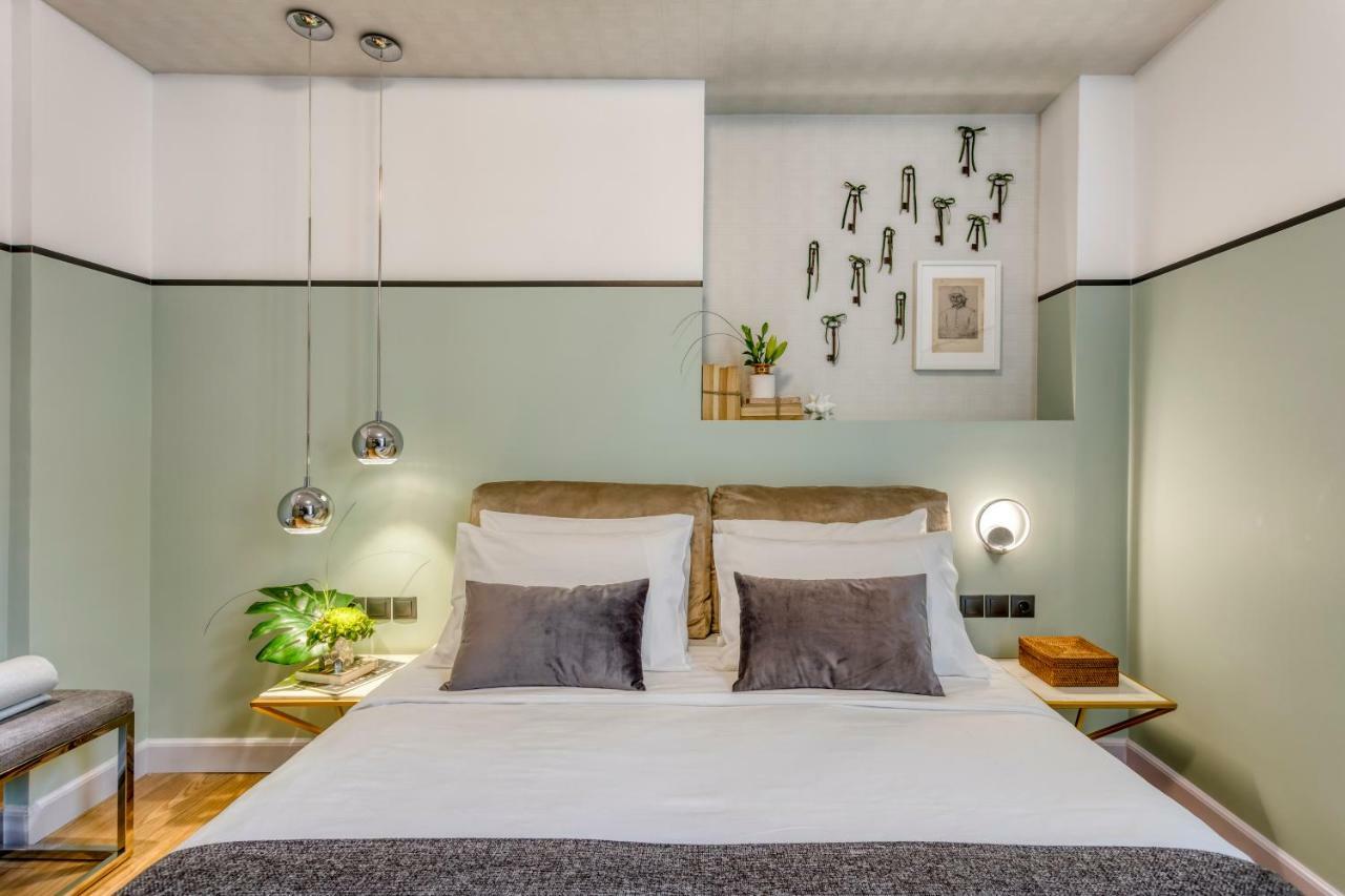 The Pinnacle Athènes Extérieur photo Deluxe room
